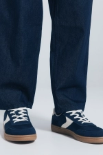 Кросівки в стилі ретро