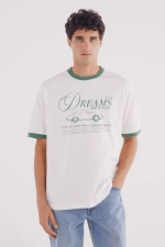 Контрастная футболка Stay dreams