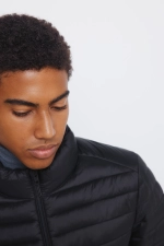 Куртка-пуховик