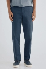 Легкі зручні штани-чінос slim fit