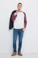 Джинсы Slim fit