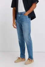 Ультралегкие джинсы slim fit