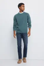 Джинсы Slim Fit темно-средней потертости
