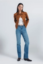 Куртка из искусственной замши с накладными карманами