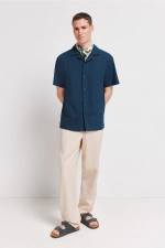 Льняная рубашка с коротким рукавом