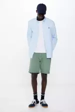 Кольорові шорти-бермуди крою slim fit