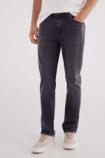 Темно-серые джинсы slim fit