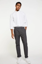 Элегантные двухцветные брюки чинос из фактурной ткани (размер 50)