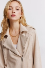 Куртка из искусственной замши