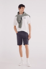Легкі шорти-бермуди slim fit
