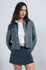 Короткая куртка из мягкого трикотажа