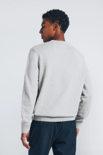 Светр товстий з крученої пряжі