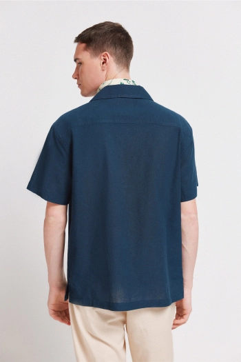 Льняная рубашка с коротким рукавом