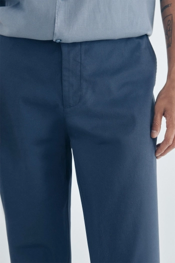 Легкі зручні штани-чінос slim fit