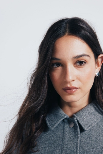 Короткая куртка из мягкого трикотажа