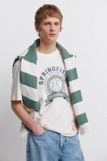 Спортивна футболка з логотипом