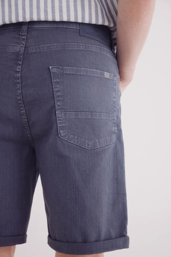 Шорты-бермуды slim fit