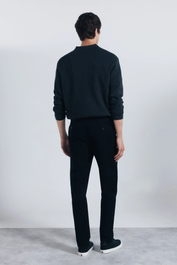 Штани-чіноси крою Slim fit з мікропринтом