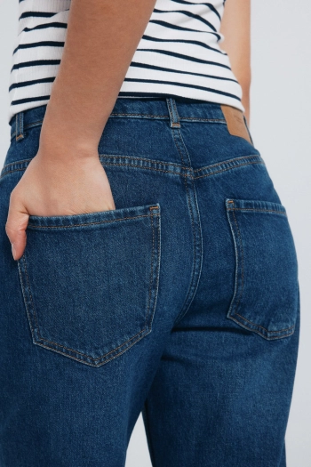 Джинси Mom Fit