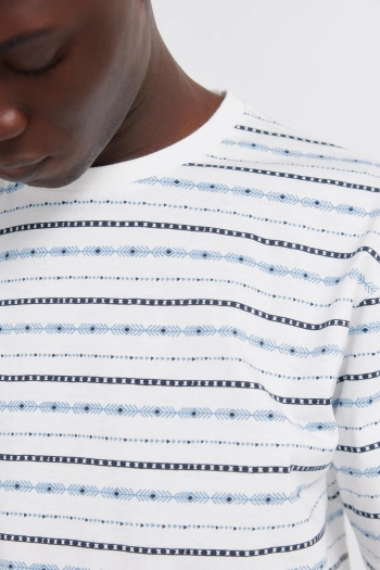 Базова футболка з суцільним принтом