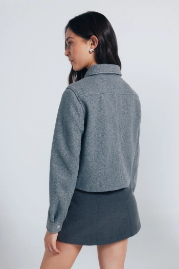 Короткая куртка из мягкого трикотажа