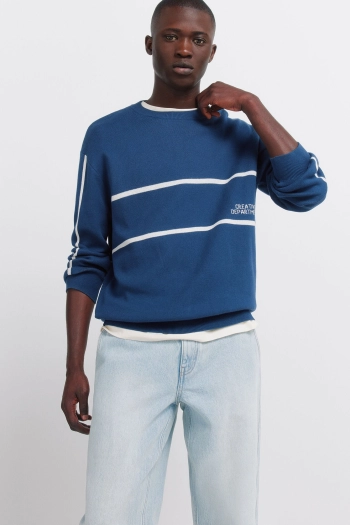 Джинсы фасона чинос