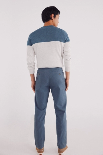 Штани-чіноси крою Slim fit з мікропринтом