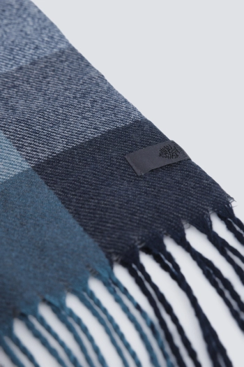 Шарф у клітинку