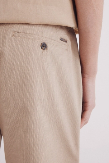 Штани чінос вузького крою