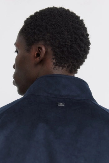 Куртка из искусственной замши