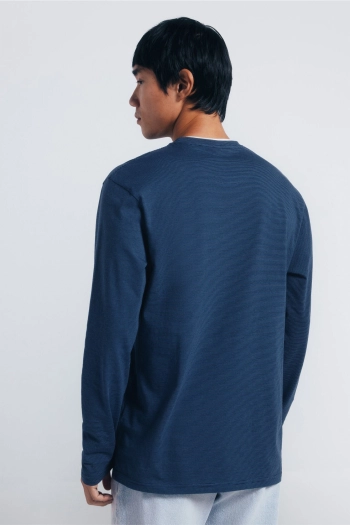 Футболка з довгим рукавом у подвійну мікросмужку