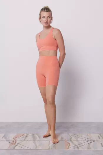 Персиковые велосипедки SOFT MOVE