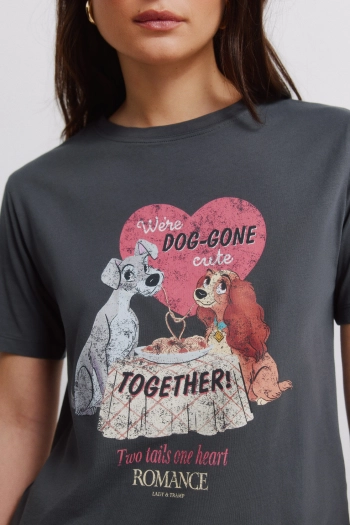 Футболка з коротким рукавом і малюнком