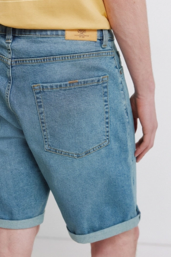 Базові джинсові бермуди slim fit
