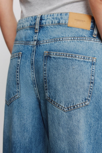 Широкі джинси