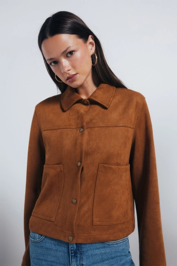 Куртка из искусственной замши с накладными карманами