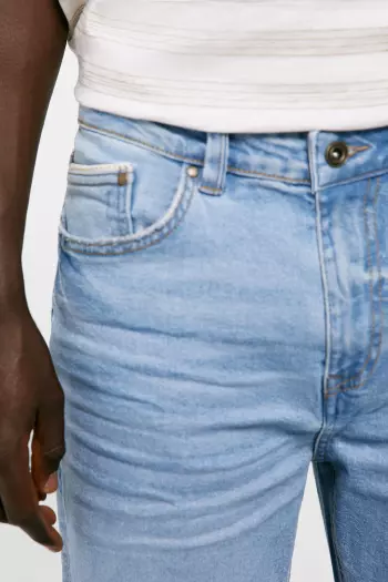 Легкие джинсы кроя regular fit