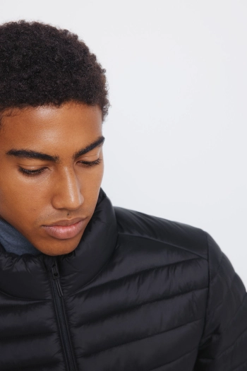 Куртка-пуховик