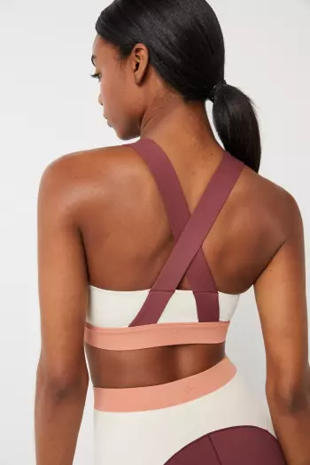 Спортивный бюстгальтер Stretch 4D с цветными блоками темно-бордового цвета