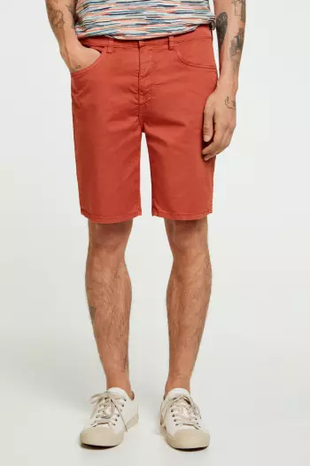 Легкие шорты-бермуды Slim Fit с 5 карманами