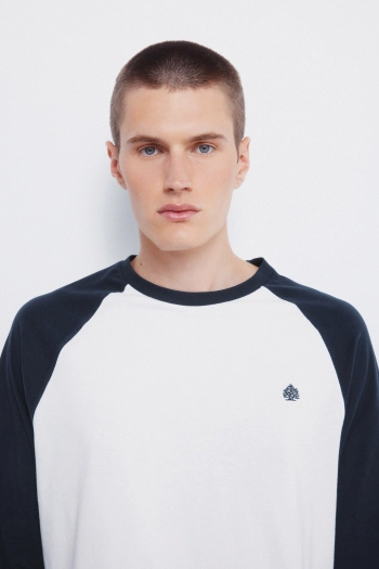 Футболка-реглан з довгим рукавом