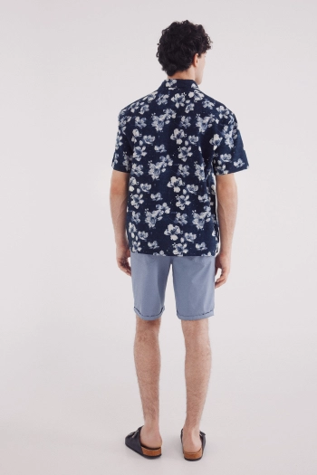 Легкі шорти-бермуди slim fit