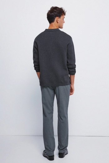 Штани з фактурної тканини крою slim fit