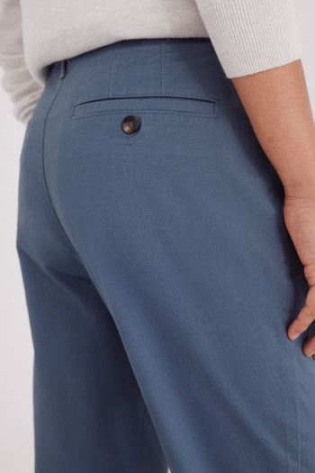 Штани-чіноси крою Slim fit з мікропринтом