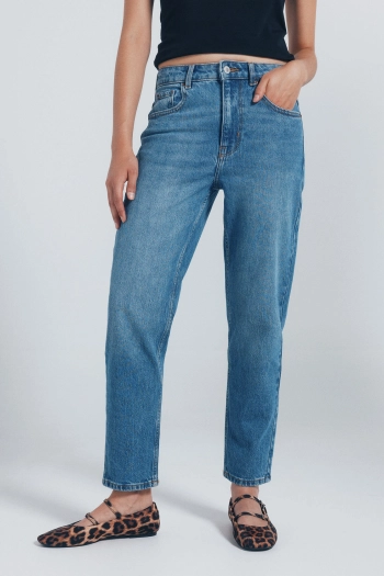 Джинсы Mom Fit