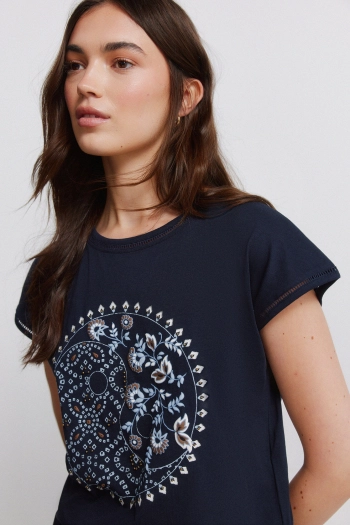 Футболка з коротким рукавом і малюнком