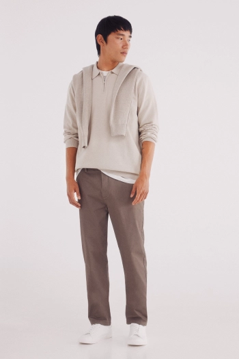 Брюки-чиносы кроя Slim fit с микропринтом