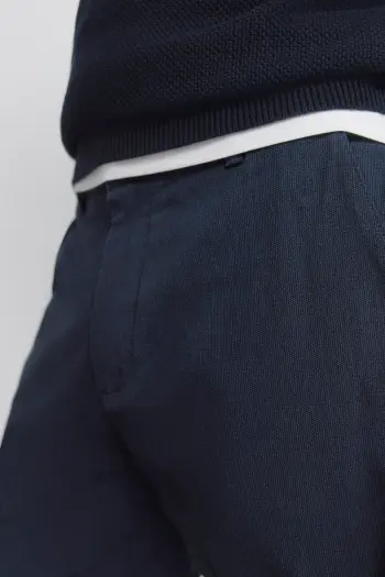 Штани чінос з вельвету крою slim fit
