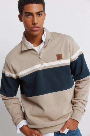 Світшот на блискавці