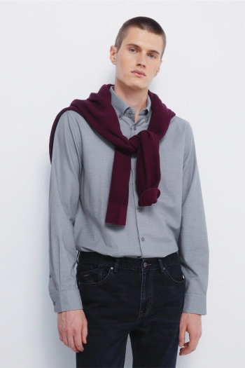 Классическая рубашка двухцветной структуры